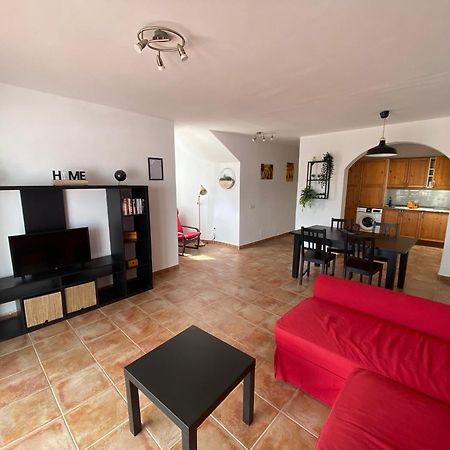 First Floor Apartment With Sea View, كوستا تاغيسي المظهر الخارجي الصورة
